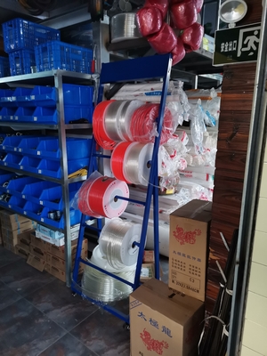 ชั้นวางจอแสดงผลขายปลีก 50 กก. / ชั้นเหล็ก 4 ชั้นชั้นวางม้วนสายเคเบิล